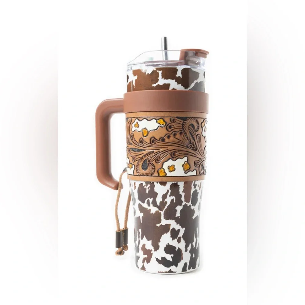 NWT Myra Cow Print Travel Mug with Brown Lid and Handle Hand Tooled Leather Wrap - Picture 2 of 6